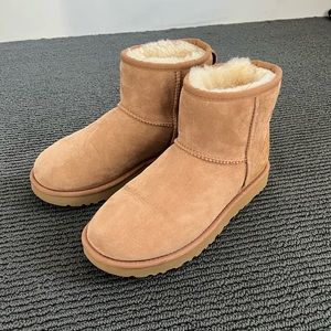 Ugg Classic Mini Boot